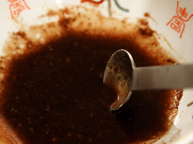 麻辣乾拌麵 步驟1