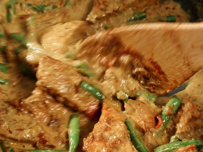油豆腐四季豆奶油咖哩 步驟5