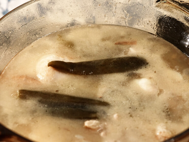 剝皮辣椒雞白湯 步驟5