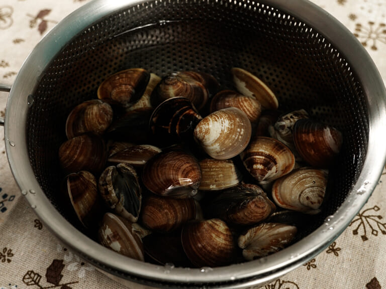 蛤蜊泡菜鍋 步驟1