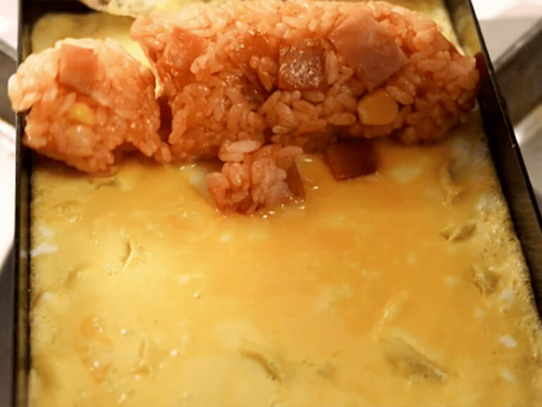 玉子燒鍋做歐姆蛋包飯 步驟4