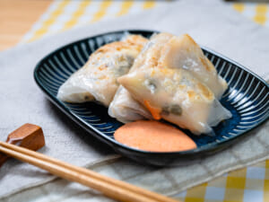 剝皮辣椒鮪魚米紙炸餅