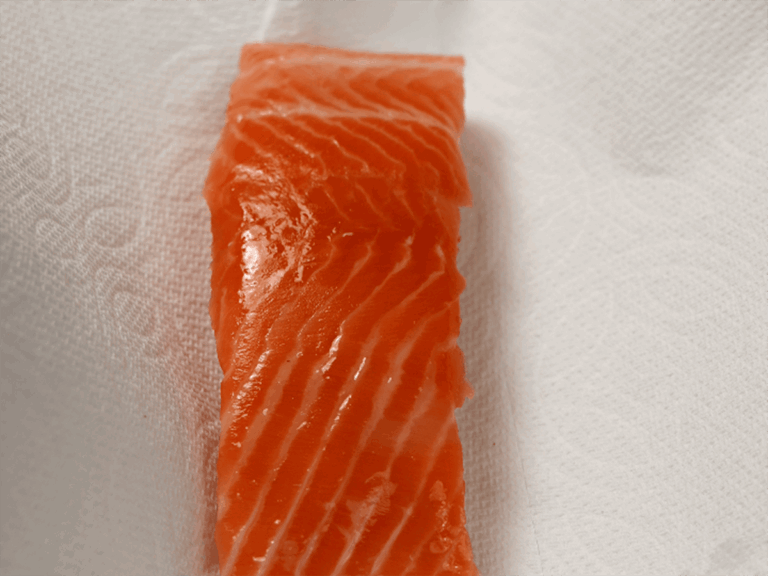 鮭魚醬油味醂漬 步驟1