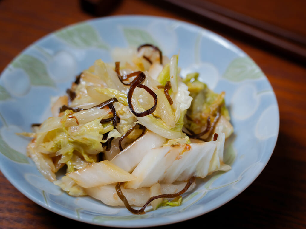 鹽昆布麻油拌白菜