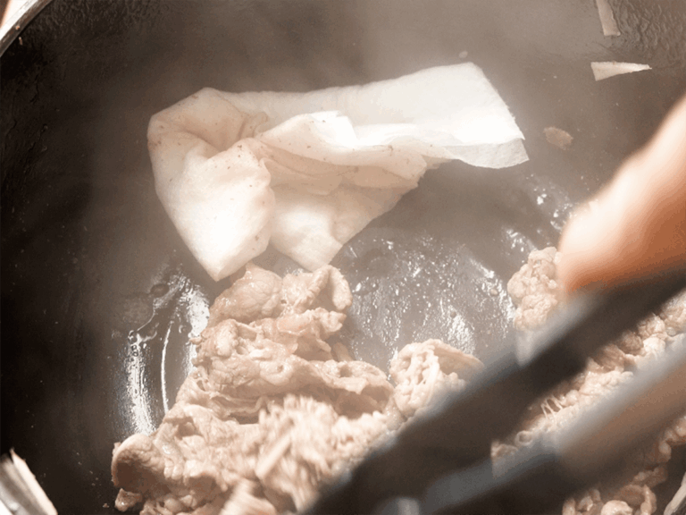 豬五花蘿蔔檸檬味噌煮 步驟5