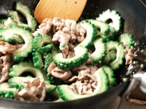 沖繩苦瓜炒豆腐