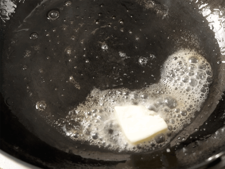 奶油蒜香炒蘆筍干貝 步驟4