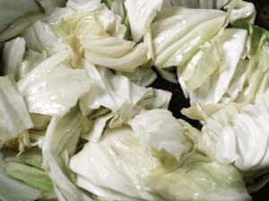家庭熱炒店・味噌炒高麗菜