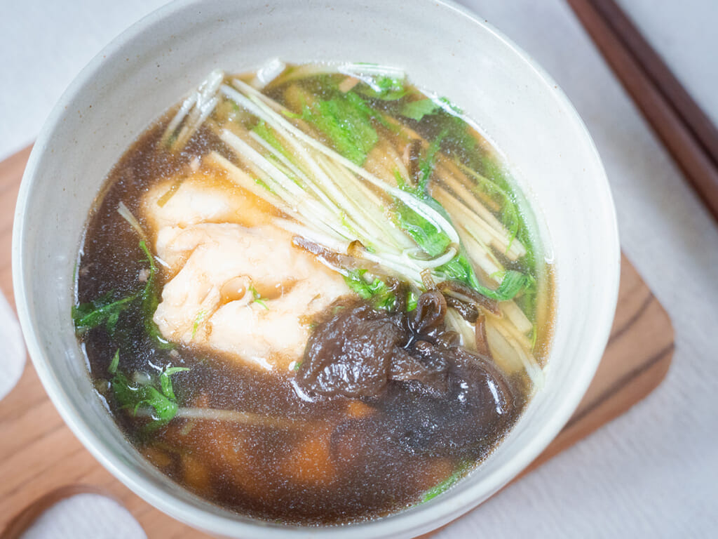 水菜滑嫩昆布魚湯