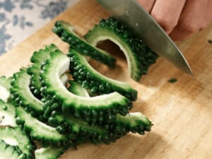 沖繩苦瓜炒豆腐