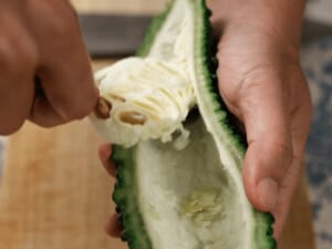 沖繩苦瓜炒豆腐