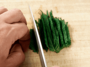 紫蘇和風蛋醬義大利麵