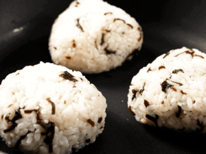 鹽昆布奶油烤飯糰