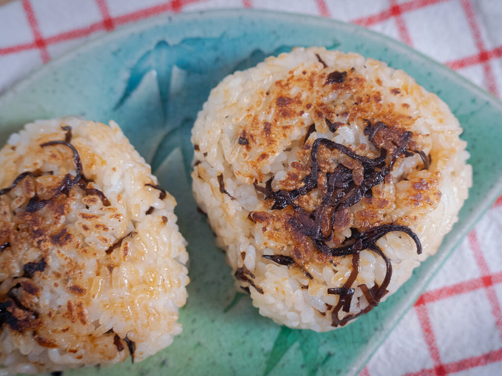 鹽昆布奶油烤飯糰