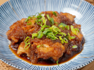 蘿蔔泥燉煮雞，清爽與濃郁並存