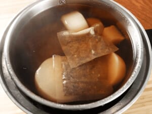 鮮甜白蘿蔔關東煮