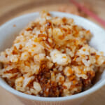 甘辛生薑洋蔥拌飯