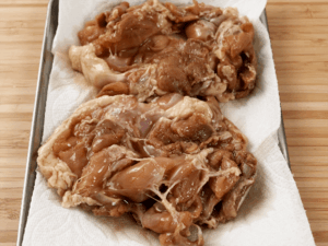 色香味滿級分，「果香醋醬漬雞腿排」
