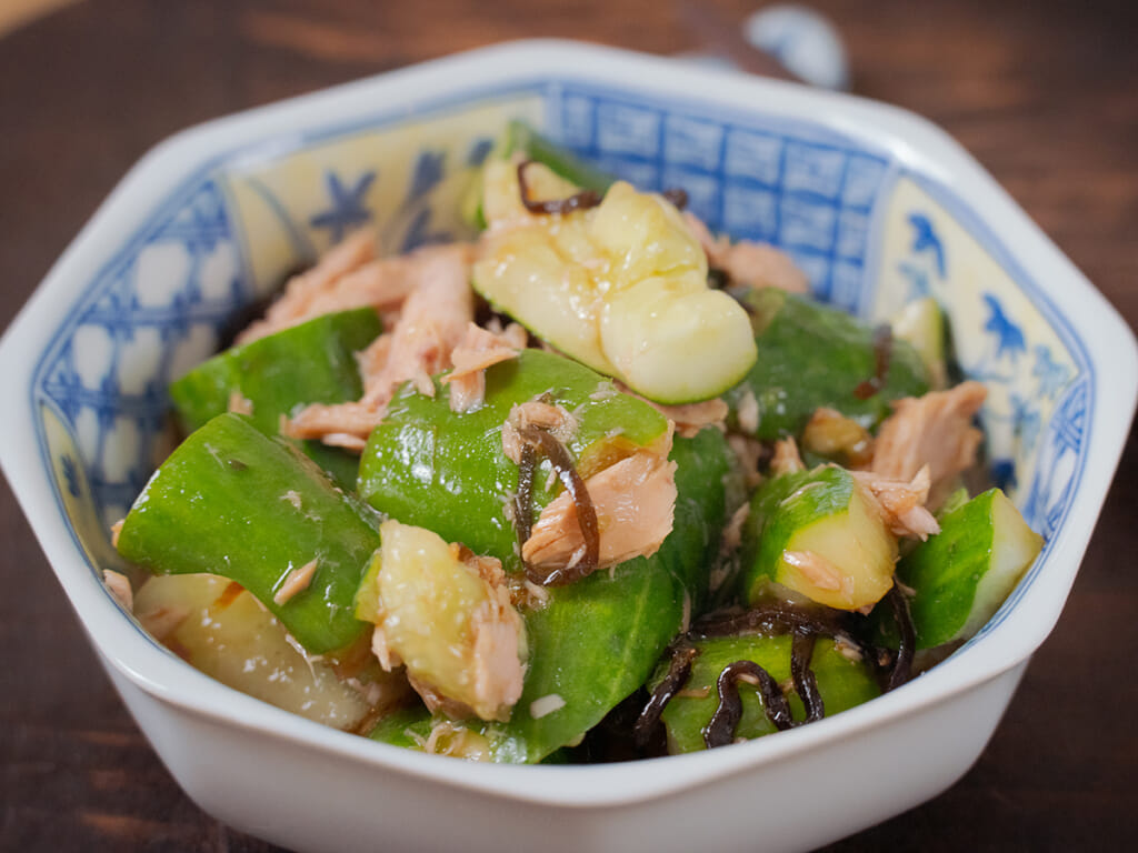 減脂夏日料理，涼拌鹽昆布鮪魚小黃瓜